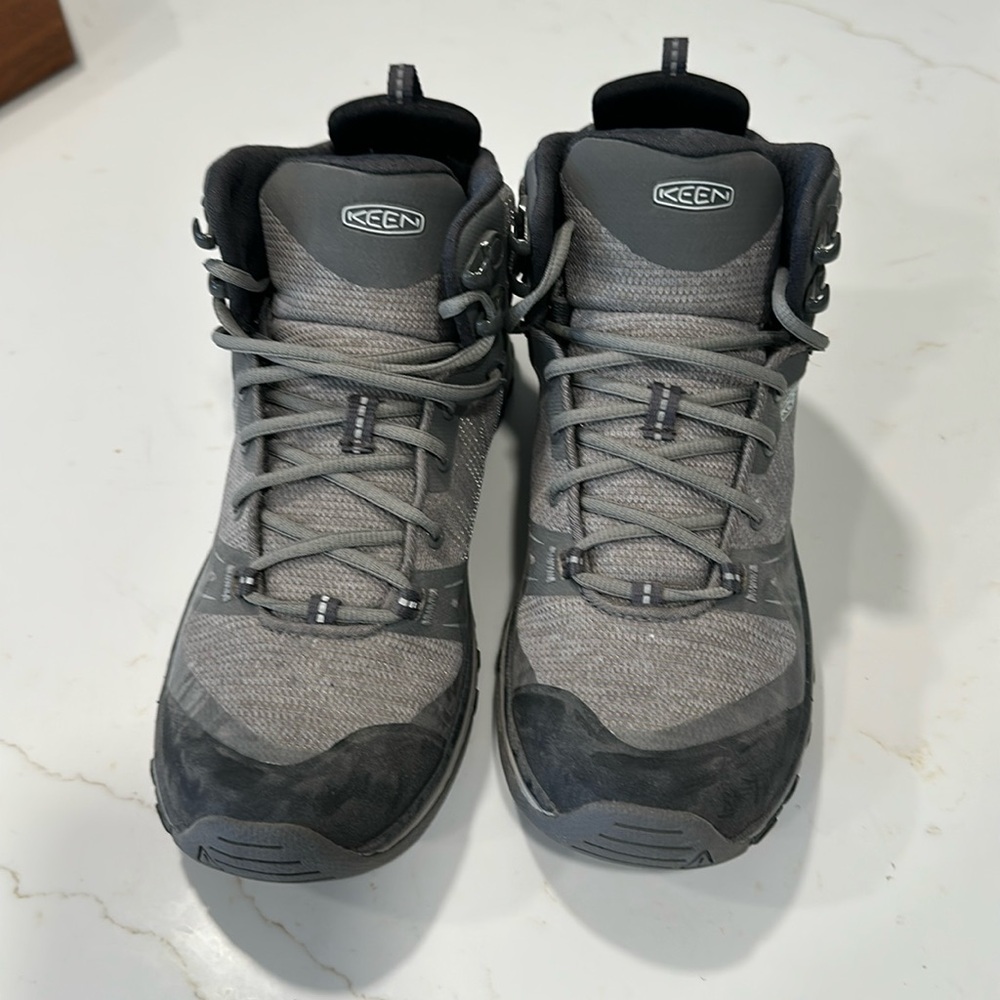 Keen Hiking Boots: Barely Worn